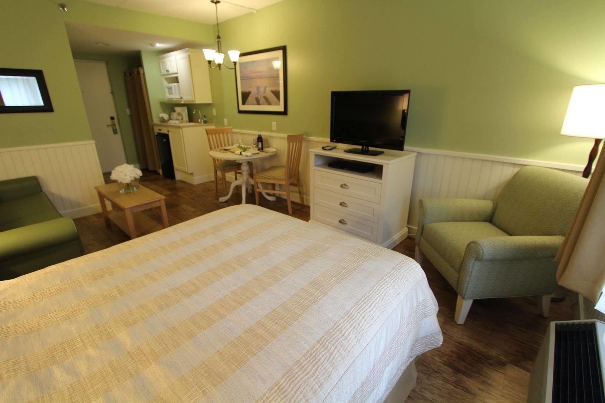 Holly Tree Resort West Yarmouth Ngoại thất bức ảnh