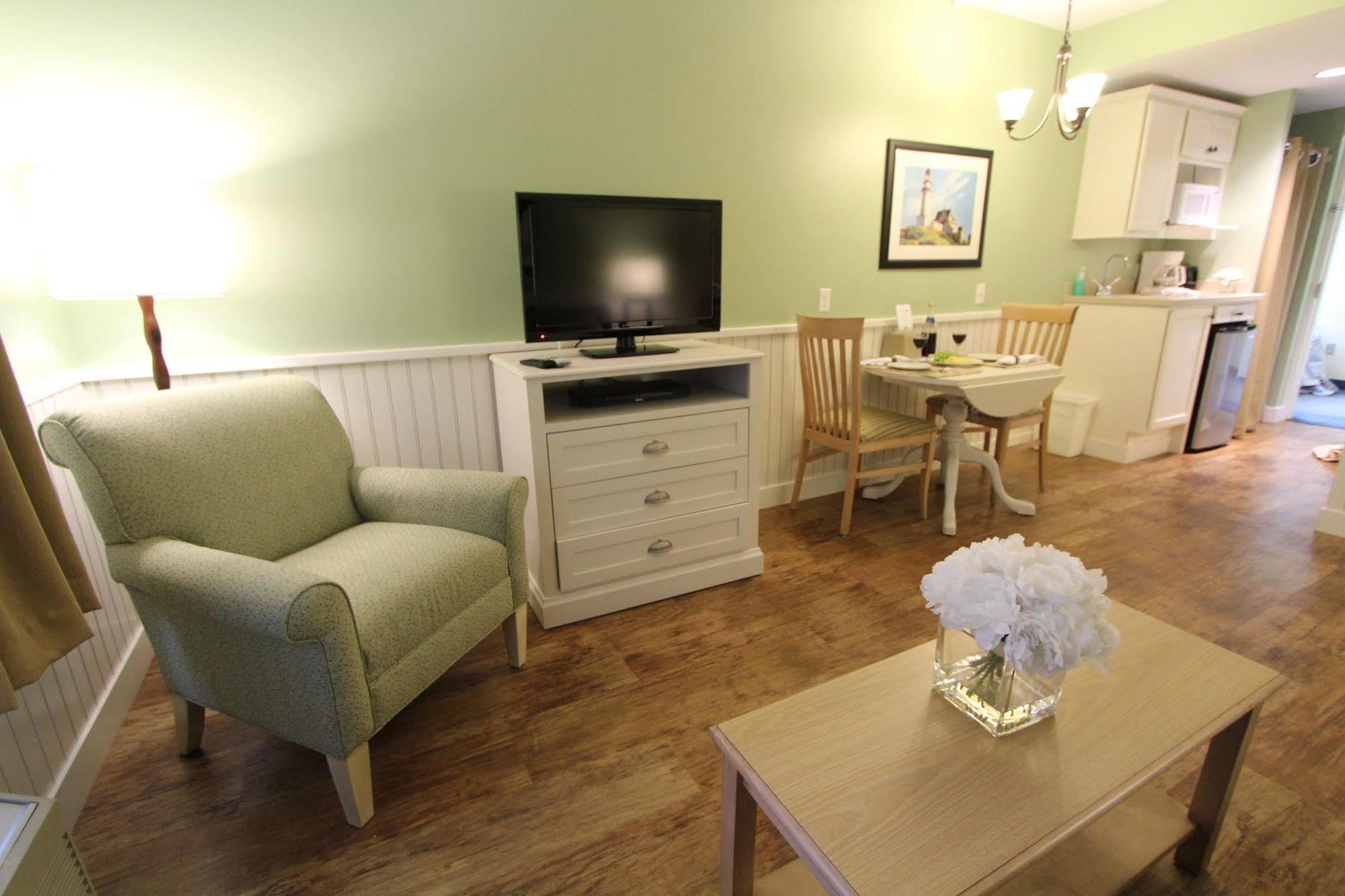 Holly Tree Resort West Yarmouth Ngoại thất bức ảnh